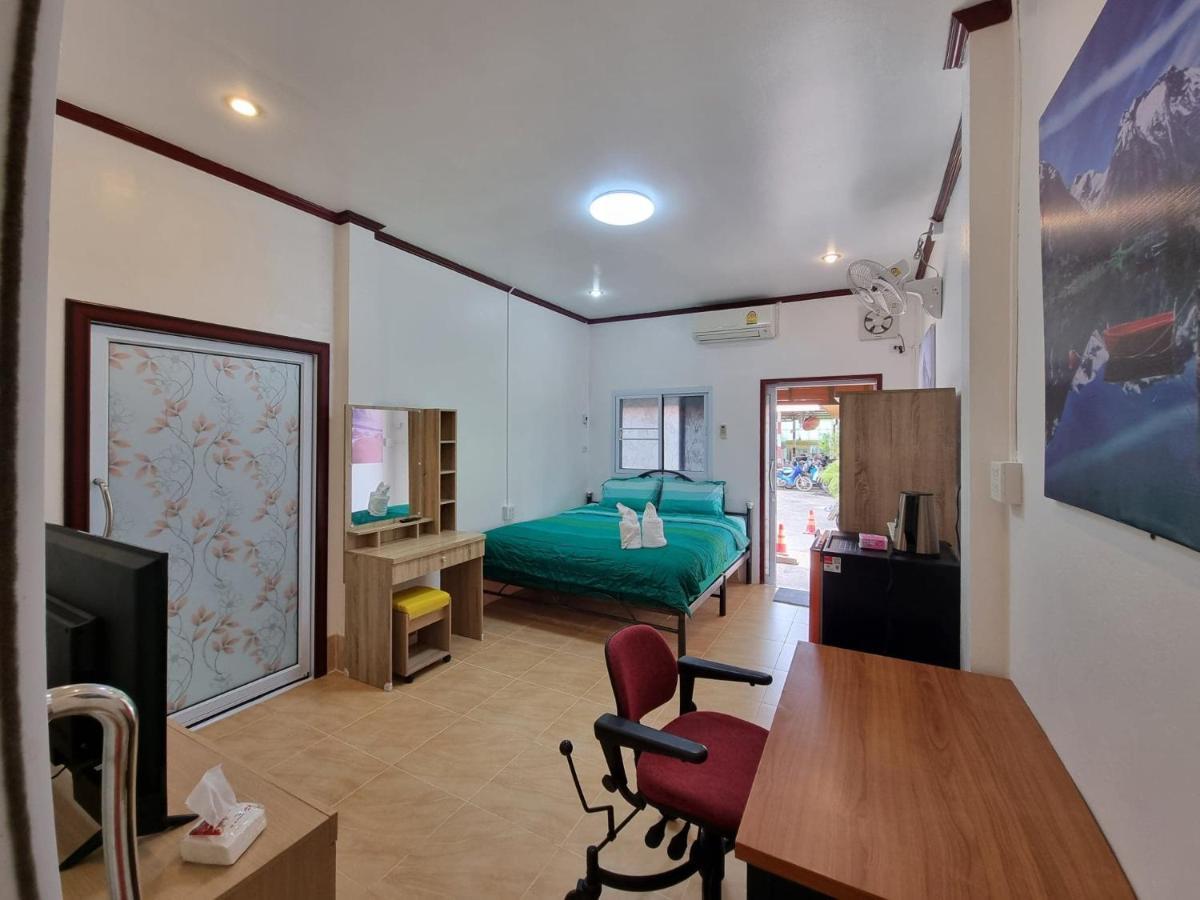 Baan Sabaijai Resort That Phanom Exterior foto